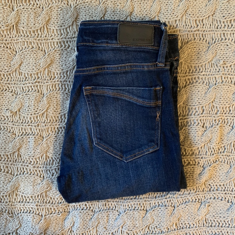 Express Mid Rise Jean Leggings - Picture 4 of 5